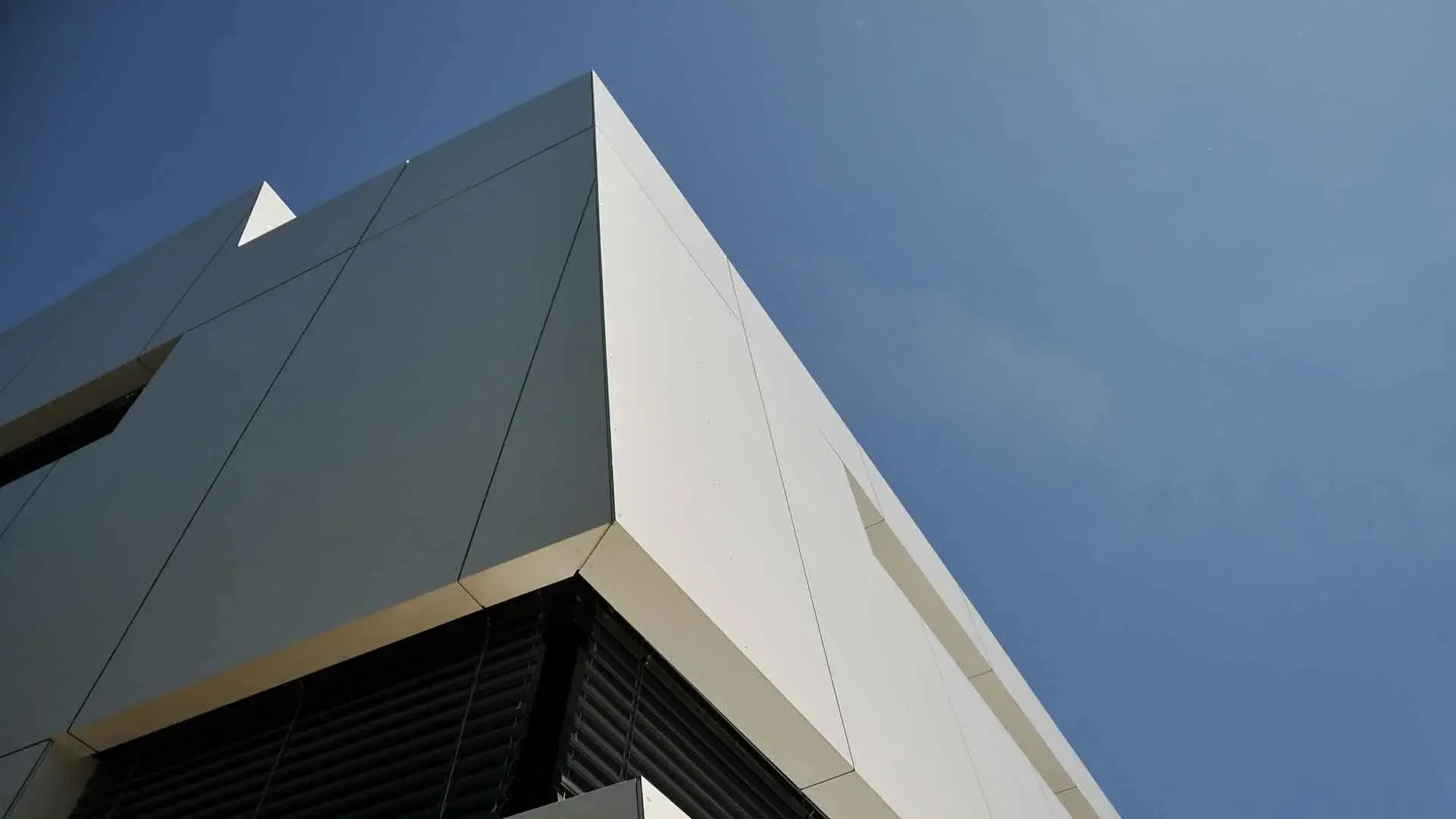 Hausdorf Architekten Ziviltechniker GmbH S2 Sierndorf Alucobond